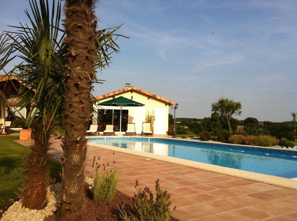 Le Clos Castel - Gite Equipe Casteljaloux Exterior photo